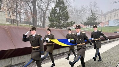 У Львові вшанували пам’ять Героїв