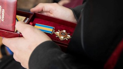 Військовослужбовців із Червоноградщини нагородили відзнакою «Золотий хрест»