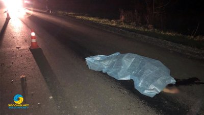 У селі на Золочівщині чоловік переїхав односельця (ФОТО, ВІДЕО)