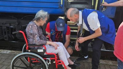 На Львівщину прибуло понад 180 людей із прифронтових територій