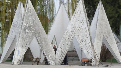 У Дрогобичі демонтували "Вічний вогонь" (ФОТО)