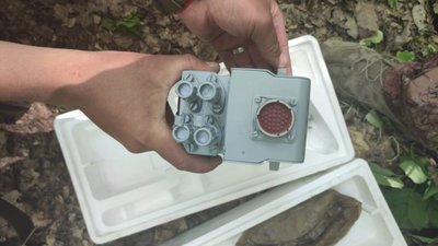 В Україну з Росії намагались перенести військове обладнання (ВІДЕО)