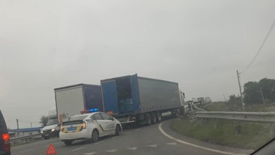 У Ямполі не розминулись автомобілі (ФОТО)