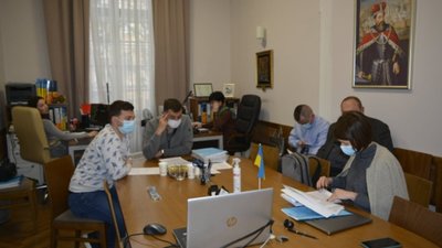 У Львові до введення електронного квитка недоцільно підвищувати вартість проїзду, - Зінкевич