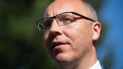 Спроби Зеленського реалізувати земельну реформу у "турборежимі" несуть значну загрозу нацбезпеці, - Парубій