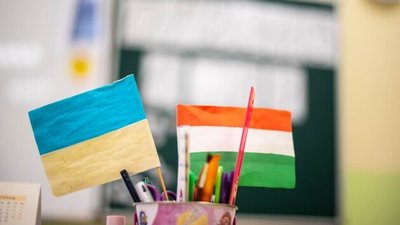 На Закарпатті скасували регіональні мови