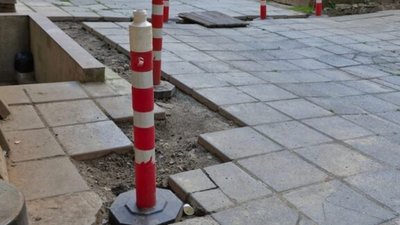 У центрі Львова знищили тротуар