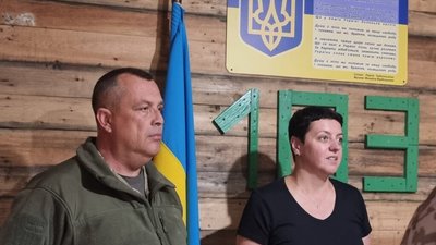 Гримак відвідала на передовій воїнів з Львівщини та передала захисникам допомогу й відзнаки