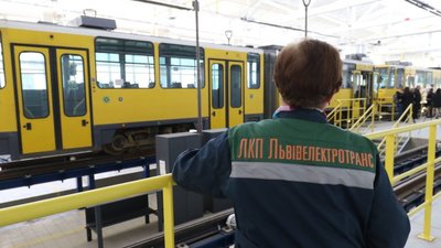 У Львові відкрили оновлене трамвайне депо на Промисловій (ФОТО, ВІДЕО)