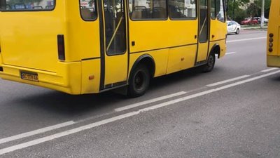 У Львові просять вимити громадський транспорт (ФОТО)
