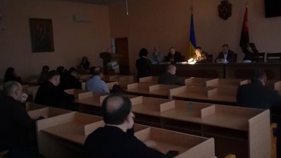 На Львівщині під час наради у міськраді виключили світло
