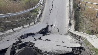 На місці обвалу моста на дорозі "Львів-Луцьк" облаштували пішохідний перехід (ВІДЕО)