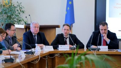 Децентралізація у дії: у Львові відбувся круглий стіл “Формування нового районного поділу західного регіону України”