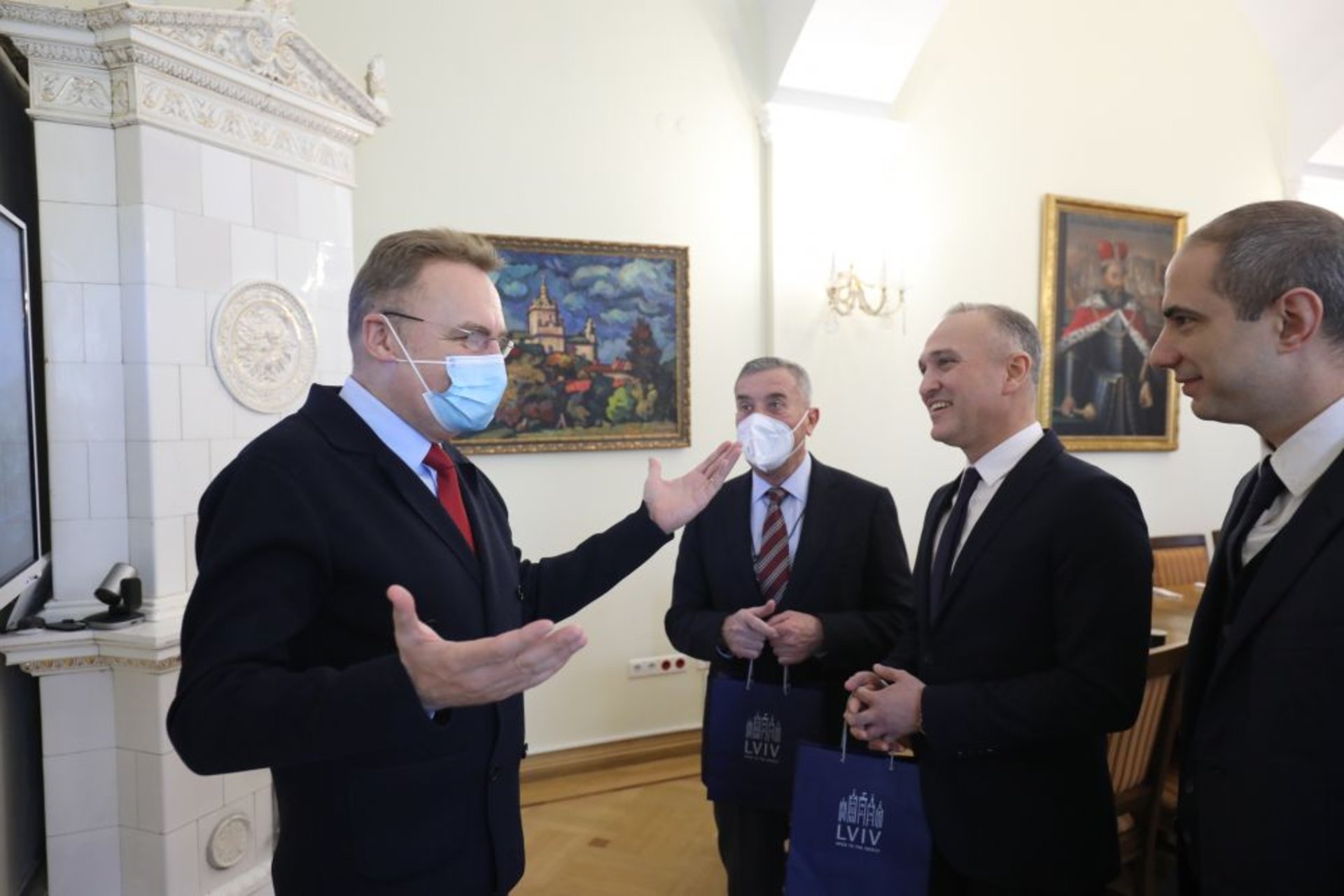 Садовий допоможе Зеленському заполонити Львів турецькою кавою