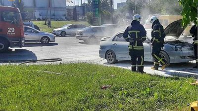 У Львові під час руху загорівся автомобіль