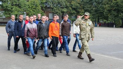 1 жовтня в Україні розпочинається осінній призов