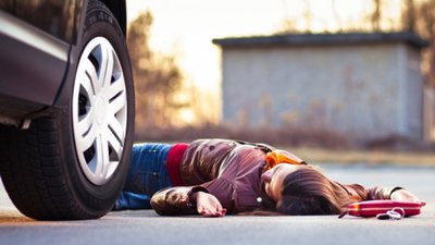 У Львові автівка збила дівчину