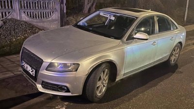 У Львові пʼяні чоловіки намагались поїхати з АЗС
