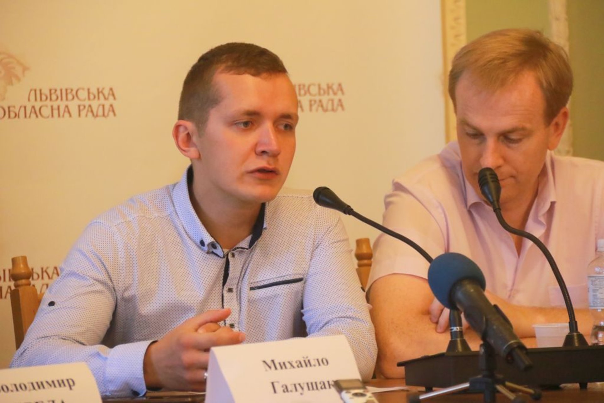 Михайло Галущак, молодший науковий співробітник Науково-дослідного інституту українознавства МОН України.