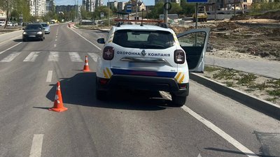 У Львові Renault травмував велосипедистку