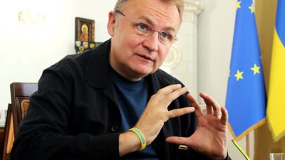 Садовий запрошує на роботу паркувальників