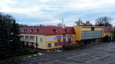 В Академії сухопутних військ підняли прапор ВМС України на знак підтримки моряків захоплених у Азовському морі