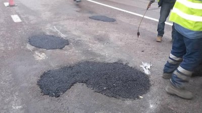 Як у Львові якісно ремонтують ями на дорогах (ФОТО ДНЯ)