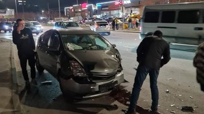 У Львові не розминулись автомобілі