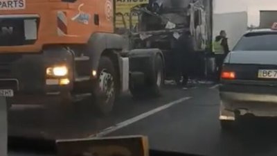 На Львівщині згоріла вантажівка (ВІДЕО)