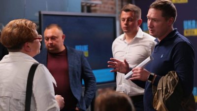 93% опитаних жителів Львівщини та ВПО підтримують дії Зеленського