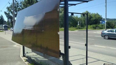 У Львові є урбаністичні зупинки-кабріолети