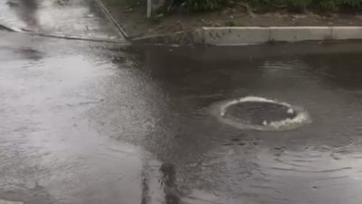 У Львові стався прорив води (ВІДЕО)