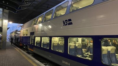 “Укрзалізниця” запустила швидкісний двоповерховий потяг з Луцька до Києва