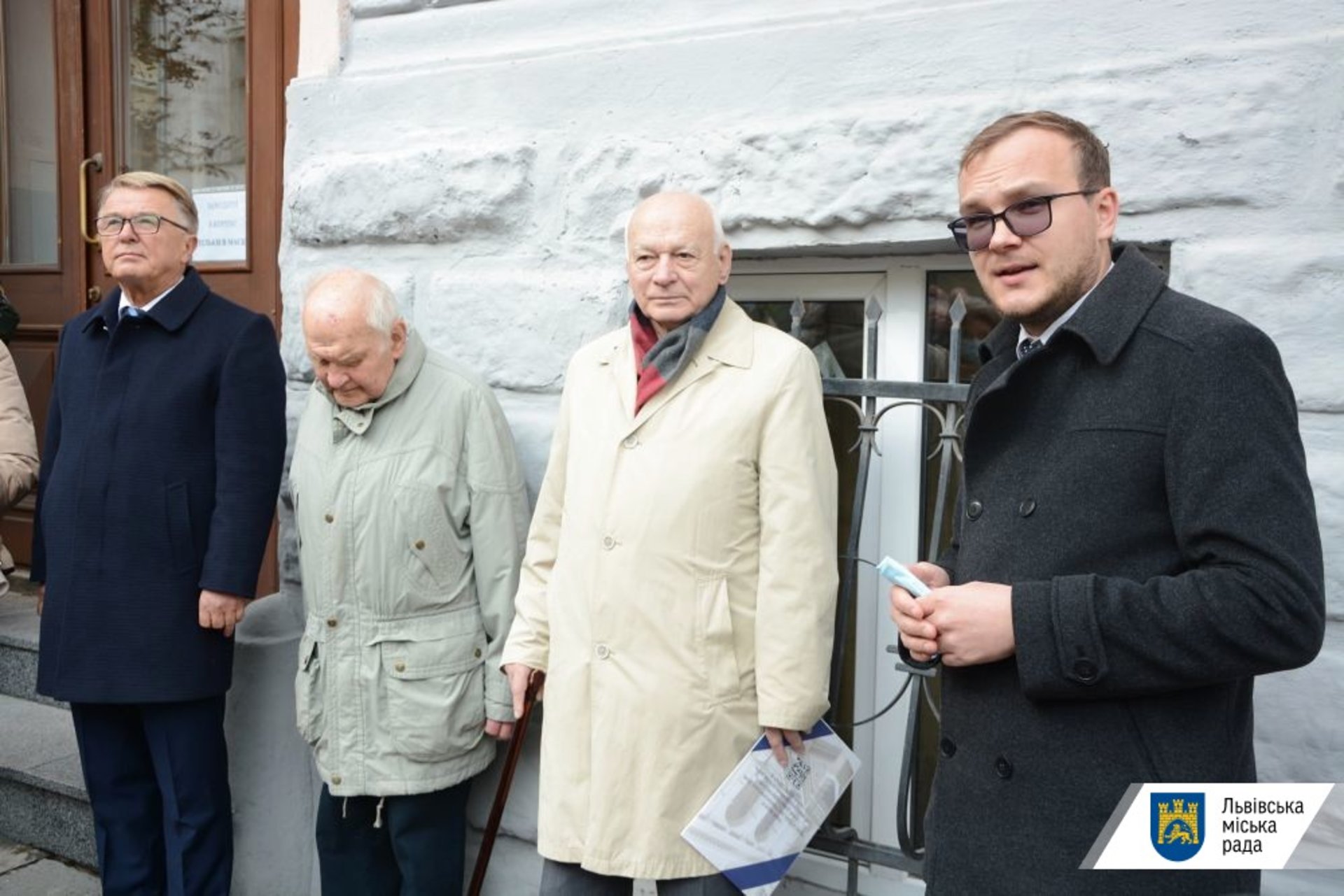 У Львові відкрили меморіальну дошку Івану Вакарчуку, фото ЛМР