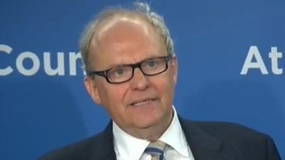 Переслідувати попереднього президента некрасиво, - Аслунд про справу ДБР проти Порошенка