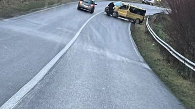 На Львівщині не розминулись автомобілі