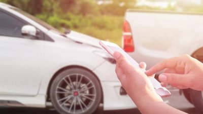 Електронна автоцивілка: що це таке, як оформити і чи законне її використання