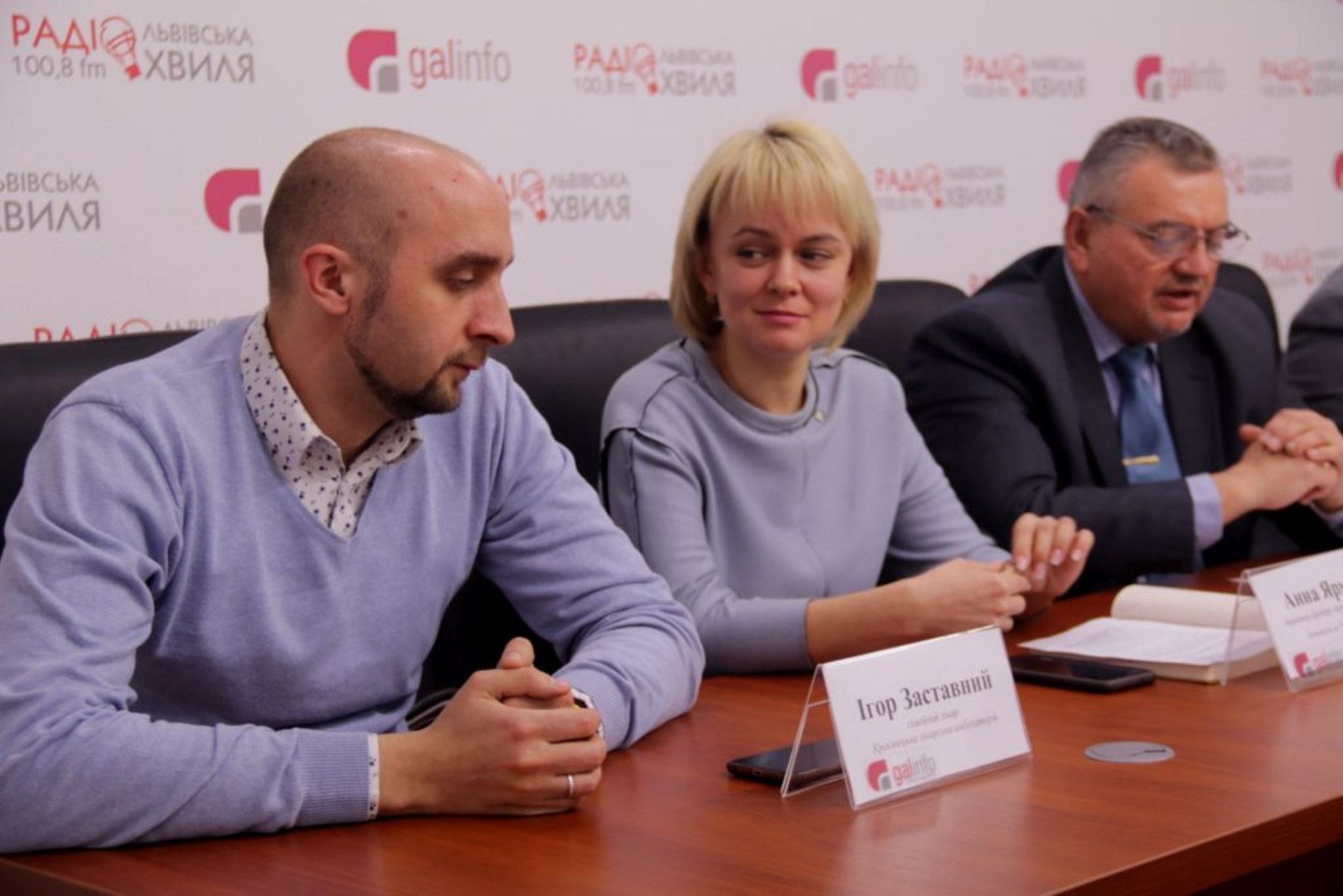 Сімейні лікарі Львівщини закликали зберегти медичну реформу і підтримати Порошенка. Фото 4studio