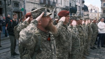 У Львові розмістили прапори військових та оборонних структур
