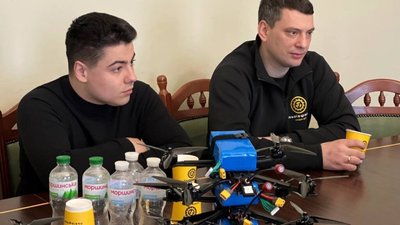 Співак SHUMEI вкотре підсилив захисників зі Львівщини