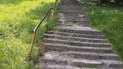 У Львові у спальному районі знайшли аварійні сходи