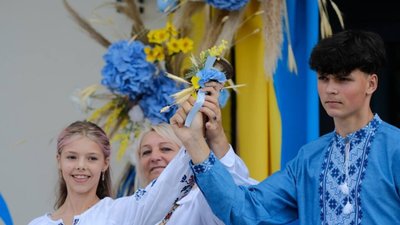 На Львівщині освятили новий двоповерховий корпус школи
