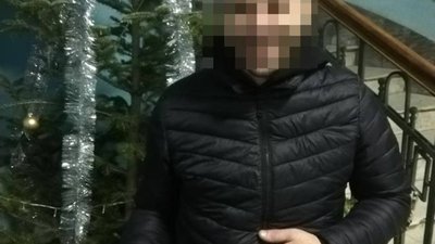 На вулицях Львова іноземці «полюють» на дівчат