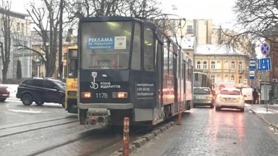 У Львові знову курсує електротранспорт