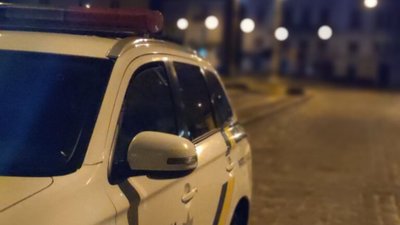 У Львові за добу патрульні виявили дві особи в розшуку