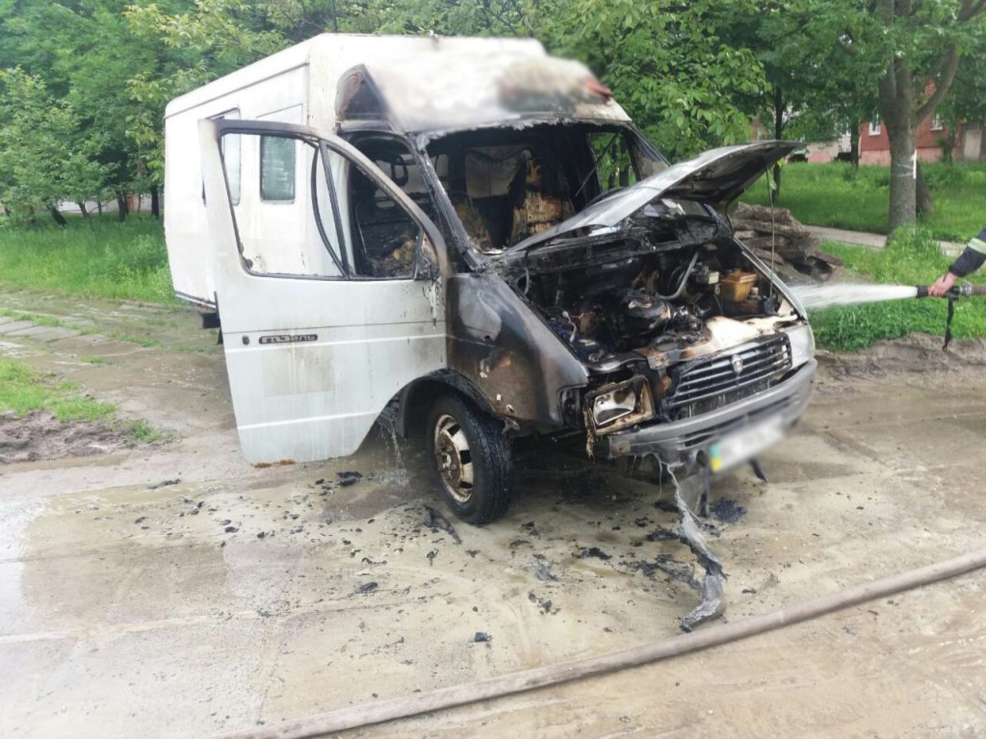 У Львові згоріло авто