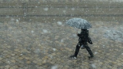 У Львові прогнозують мокрий сніг та ожеледицю