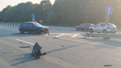 На Львівщині не розминулись автомобілі