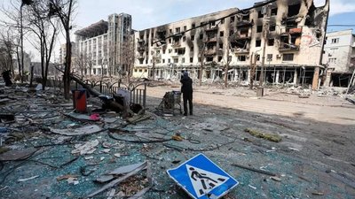 Окупанти штурмують населені пункти східних областей України