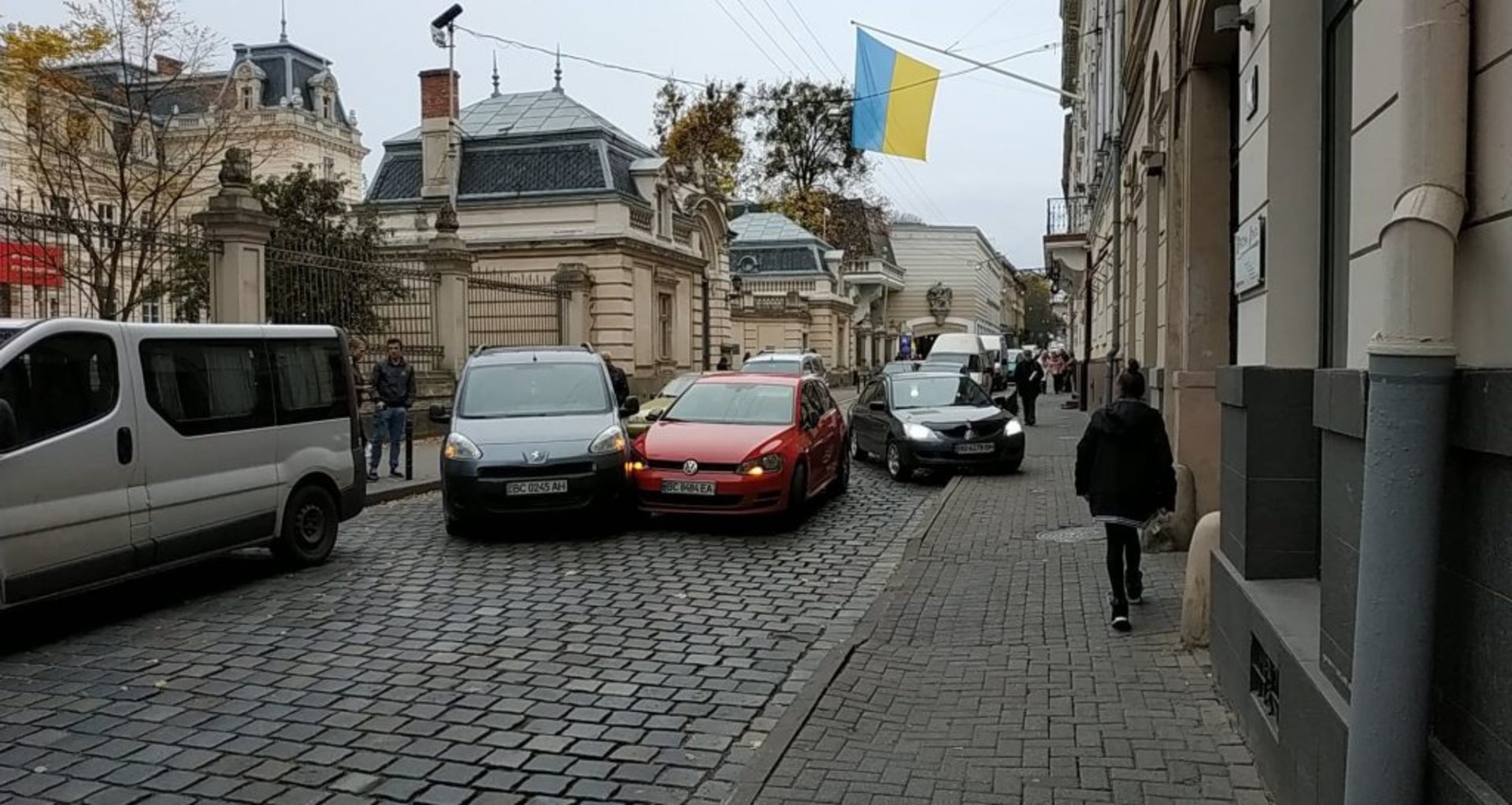 У центрі Львова сталась аварія. Фото Романа Метельського